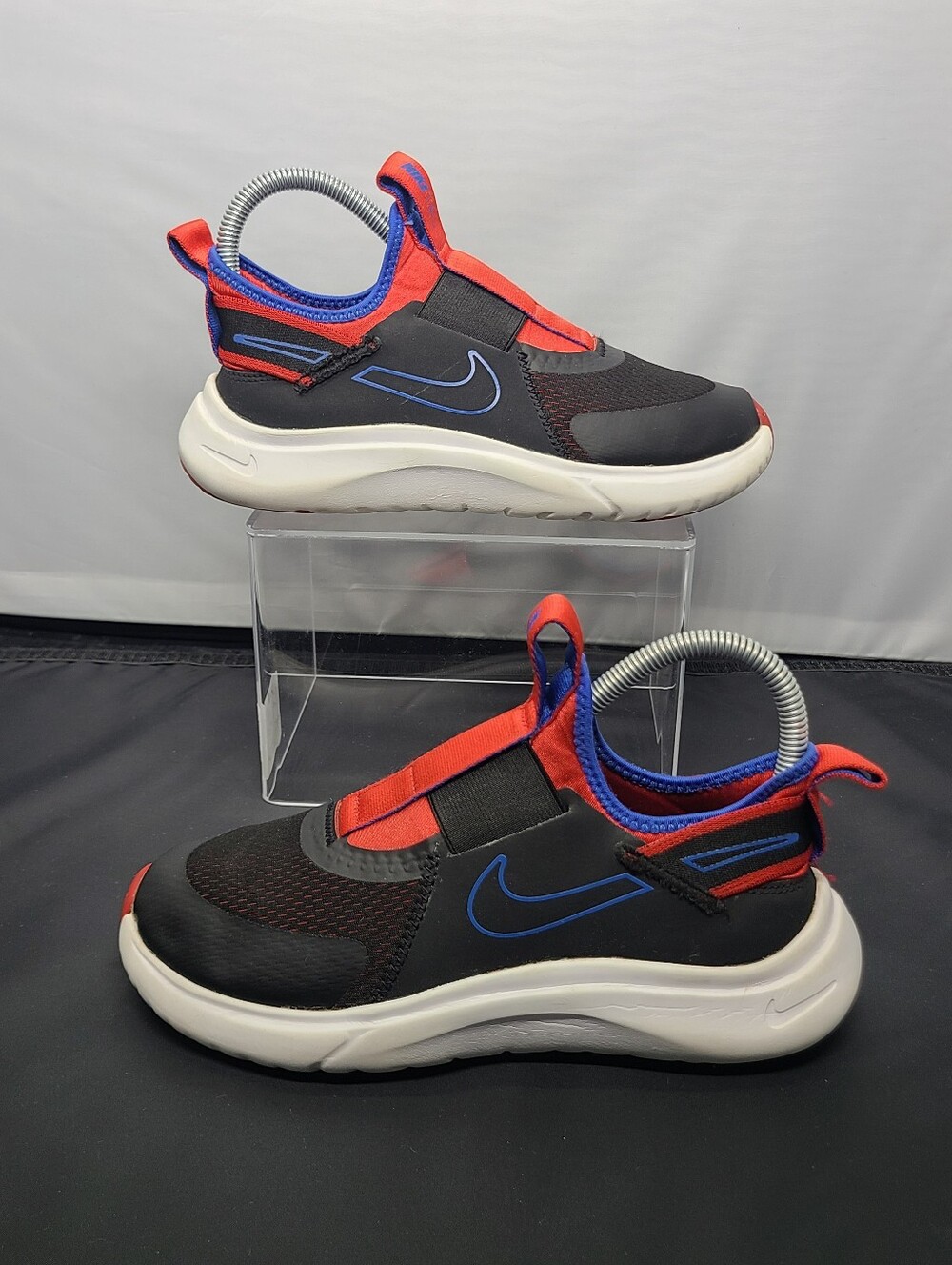 Nike Flex Plus Running Shoes Black Red Blue CW7415-001 kids Size 4Y